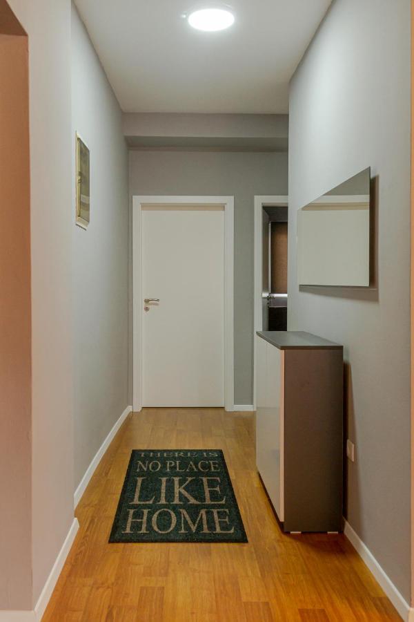 Parta Apartment Приштина Екстер'єр фото