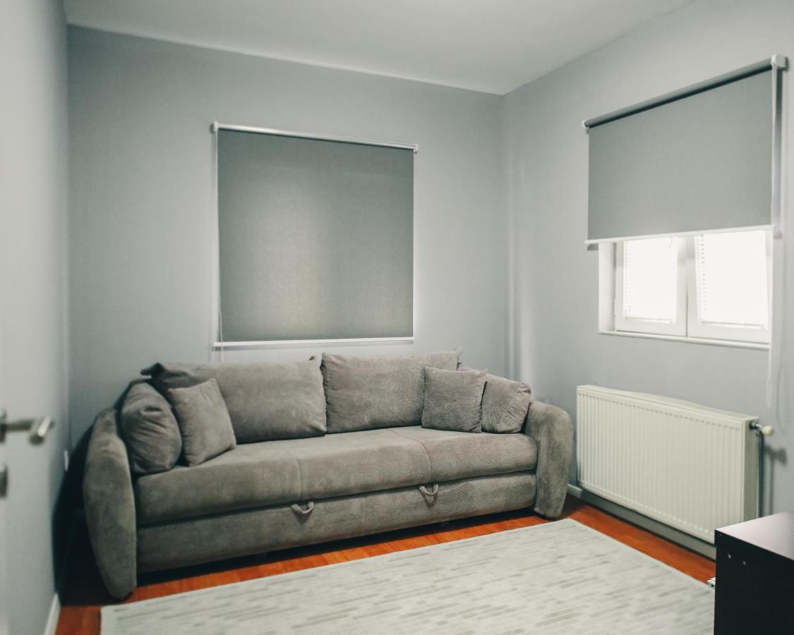 Parta Apartment Приштина Екстер'єр фото